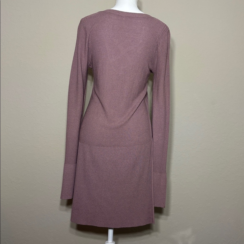 Free People  dust Pink Long Sleeve tunic Sweater W/  Crisscross Neckline. SizeM - Picture 6 of 11